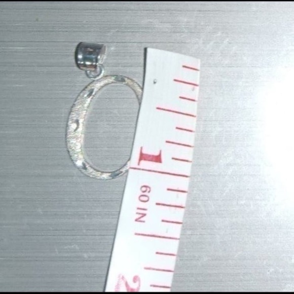 14k white gold letter C pendant - Picture 5 of 6